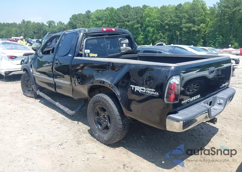 2004 Toyota Tundra Sr5 V8 from USA, damaged, VIN 5TBBT44104S444050